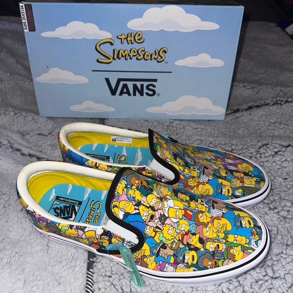 Vans - Picture 2 of 7